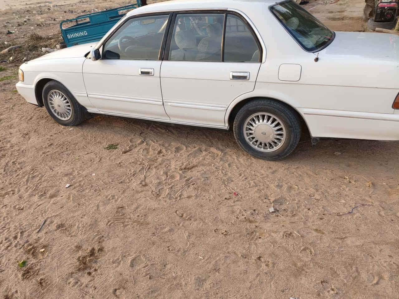 سلام عليكم 
سياره للبيع 

ارنب ايسر بلاد مكفوله كفاله ما عدى صبغ جماليه 

مكينه 3000

مكينه وكير مكفوله بلاديه وخير من الله لاااا تنقصيص ولاا

 تبخير شلعه ومعدل شرط

سياره كامله وجاهزه تبريد ثلج🥶

تخم تاير جدد 

حداده جاهزه على اخر حبايه 
تصل وبيك خيرر ودللل ***********
