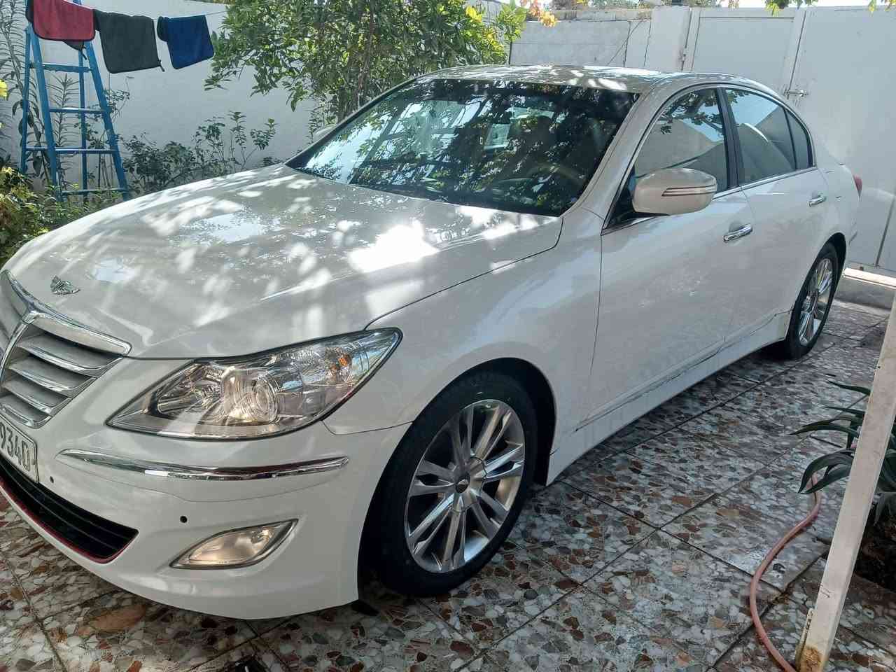 سلام عليكم
السعر :  120  ورقة وبيها مجال
جينيسيس 2013 رقم بغداد بأسمي تحويل مباشر مجدد كلشي هزة وسنوية 
فول مواصفات للاخير كلش 
حجم المكينة : 6 سيلندر3800 المرغوب 
السيارة جاهزة  
المواصفات 
-بصمة 
-فتحة 
كشنات حضن كهربائي (2) 
-اشاير مري +3 قطع تبريد 
-بردة كهربائية 
-ستيرن كهرباء +خزن ميموري  
-شاشة +كامرة + حساسات كلة ( بلاد) 
 بيها 3قطع صبغ وسونار موجود 
للاستفسار :***********
