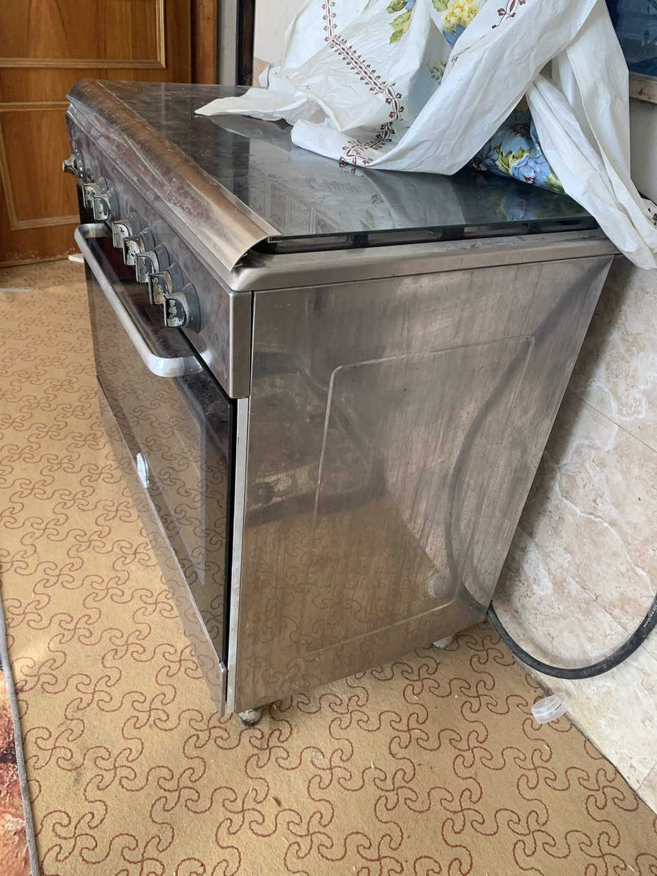 طباخ الماني  شغال كله وع الفحص مكان حله حي البكرلي
السعر ٢٥٠ مكاني بابل البكرلي 
***********
