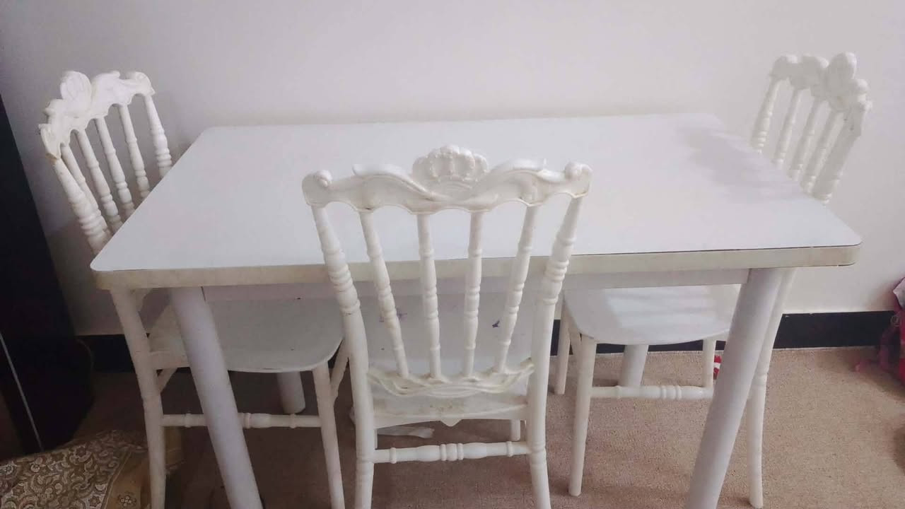 ميز طعام للبيع جديد و نظيف ما بي كسر مكاني الشطره


**إذا كنت صاحب هذا الإعلان وتريد حذفه لأي سبب، رجاءا أرسل رسالة إلى الدعم الفني**