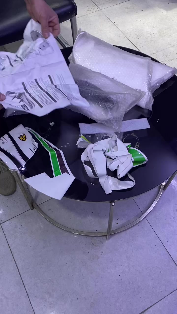 طائره شراعيه فلين فقط هيكل ٢٠ الف


**إذا كنت صاحب هذا الإعلان وتريد حذفه لأي سبب، رجاءا أرسل رسالة إلى الدعم الفني**