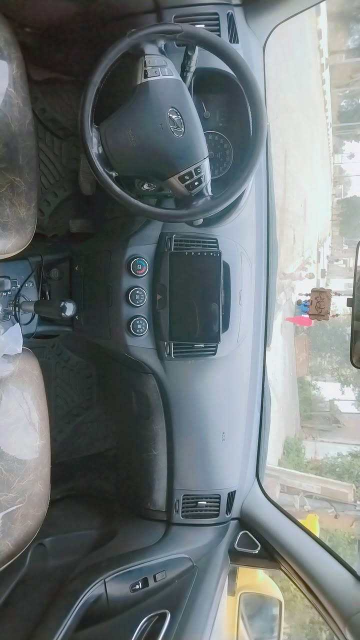 السلام عليكم من رخصة الادمن النترا موديل ٢٠٠٩ رقم بغداد مكينة ٢٠٠٠ جديده كير جديد حداديه جديده
السعر ٩٥ وبيه مجال شي قليل مصفره هيئه غرامات مكاني واسط عزيزية
هاتف ***********
