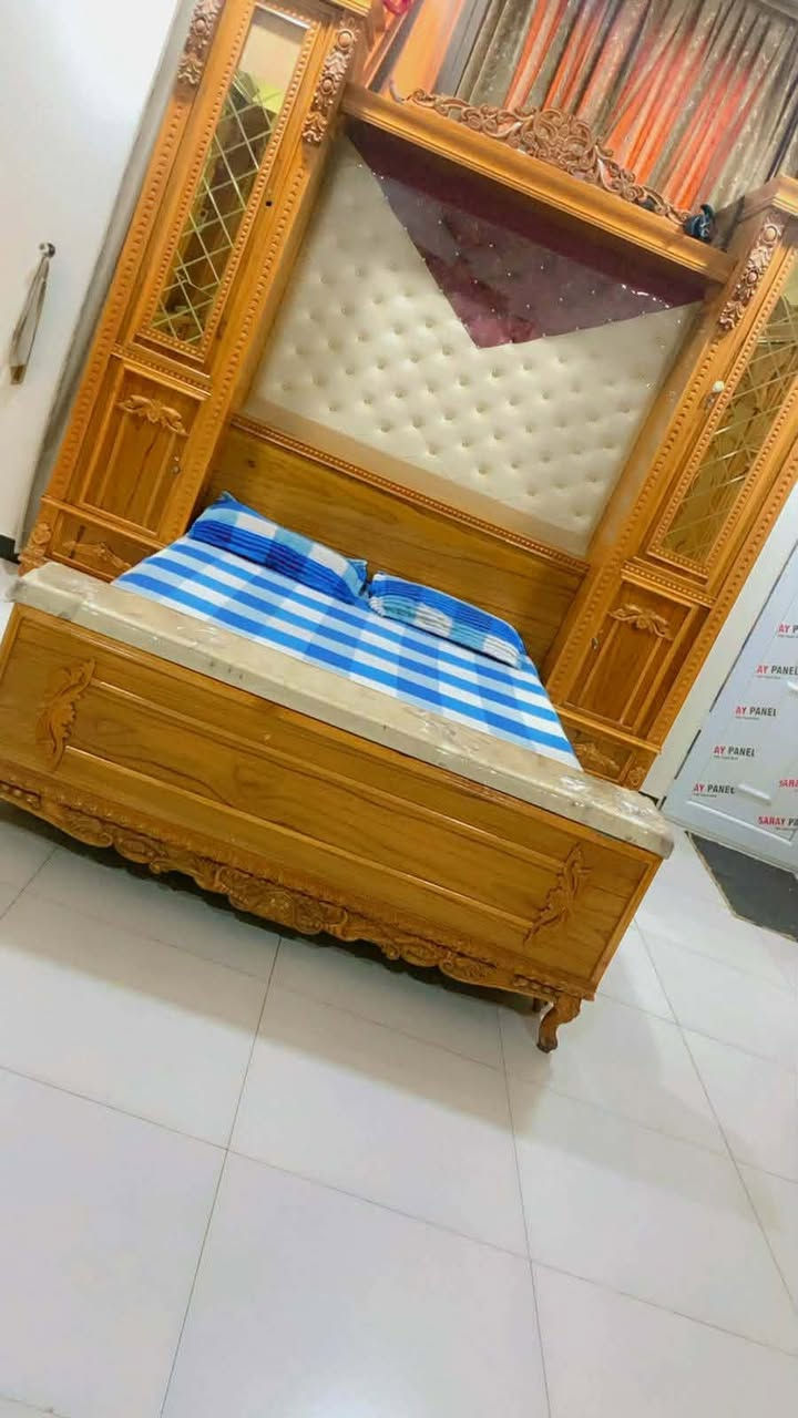 غرفة صاج عراقي أم ال6 
تفصال طلب خاص مفصليهة ب3 و هسة سعرهة ب1 و نص و بيهة مجال للشراي و كلشي واضح بالصور  

العنوان : بغداد المشتل 

ملاحضة : أني مندوبة غرف شعندك دز بيع بعمولة بسيطة


**إذا كنت صاحب هذا الإعلان وتريد حذفه لأي سبب، رجاءا أرسل رسالة إلى الدعم الفني**