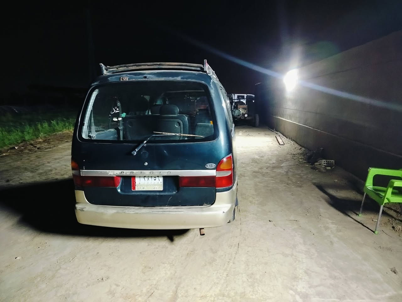 السلام عليكم سياره كيا بريجو مديل 96كير وكسن مكفولات تخم تاير باتري السياره حلوه  السعر 47وبيه مجال العنوان حله ورديه خارج للاستفسار على الرقم ***********
