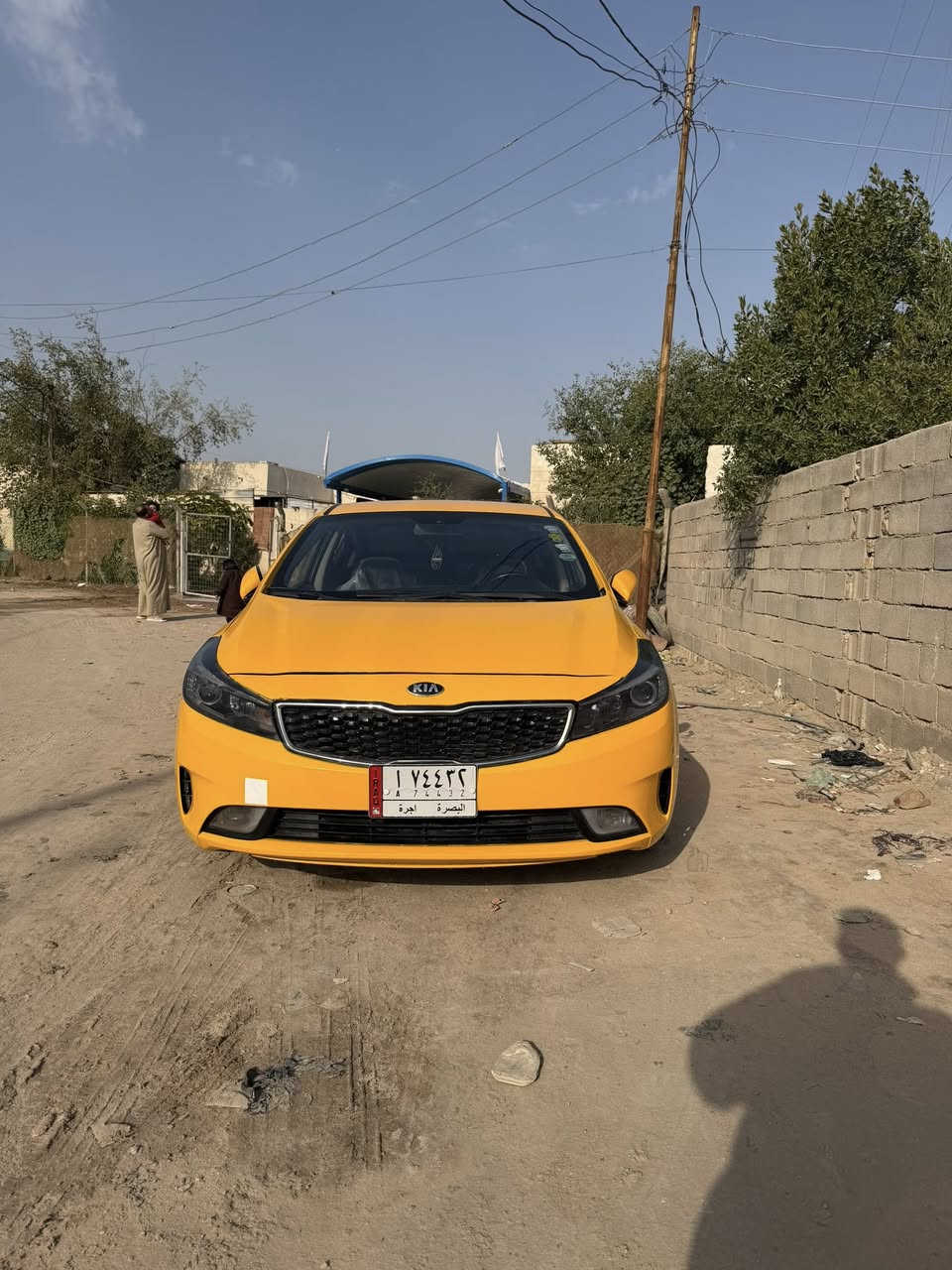 يالله السلام عليكم للبيع او المراوس  كيا سيراتو  وارد كوري مديل 2016
مكينه 1600 دكشن عالي كير مكينه كارتون 

حداديه طخم تاير تبريد كله جاهز 

فوصل مواصفات  ماعدا الفتحه 

شاشه بصمه كامرات كشنات جلد تحكمات جهتين سياره فول للأخير 

سعرها 110 وبيها مجال 

مكاني ناصريه مركز 

رقمي ***********
