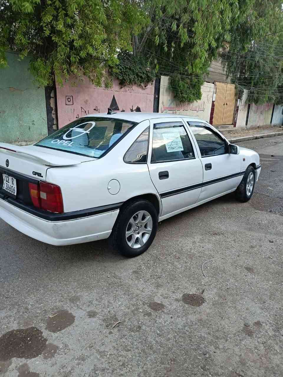 اوبل فكتره موديل93 حجم 16 رقم مصطره جديد هزه جديده السياره بسمي شرط التحويل محرك كير شرط طخم تاير جديد دوشمه جديده شاشه طخم سماعات باتري جديد السياره صبغ عام بيها تلكيطات معجون بدون حادث شرط لاكص ولاكلب السعر36 وبيها مجال قليل مكان السياره موصل حي الرساله ***********/***********
