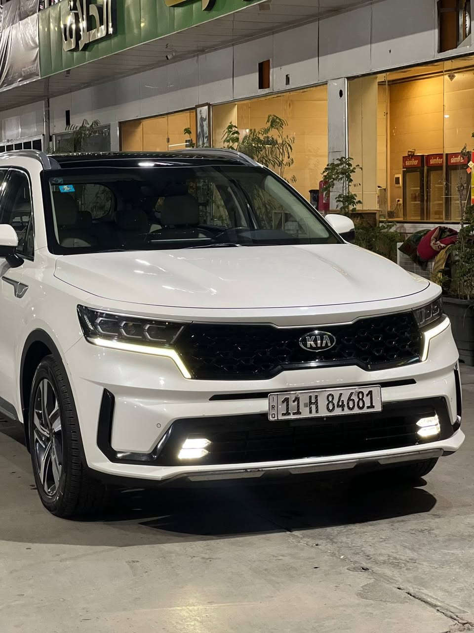 سورينتو خليجي 2021
مواصفات

بانوراما

كشنات جلد 

حساسات 

لون ابيض

سبعة راكب 

ستة سلندر V6

ماشيه 100 الف كم 

بيها بارد بابين عكس السائق موضحات بالصورة ورصعة بالبنيد

سيارة ما تشكي من شي 

سعرها 24,800$ //// 248 ورقة

مكاني بغداد
***********
