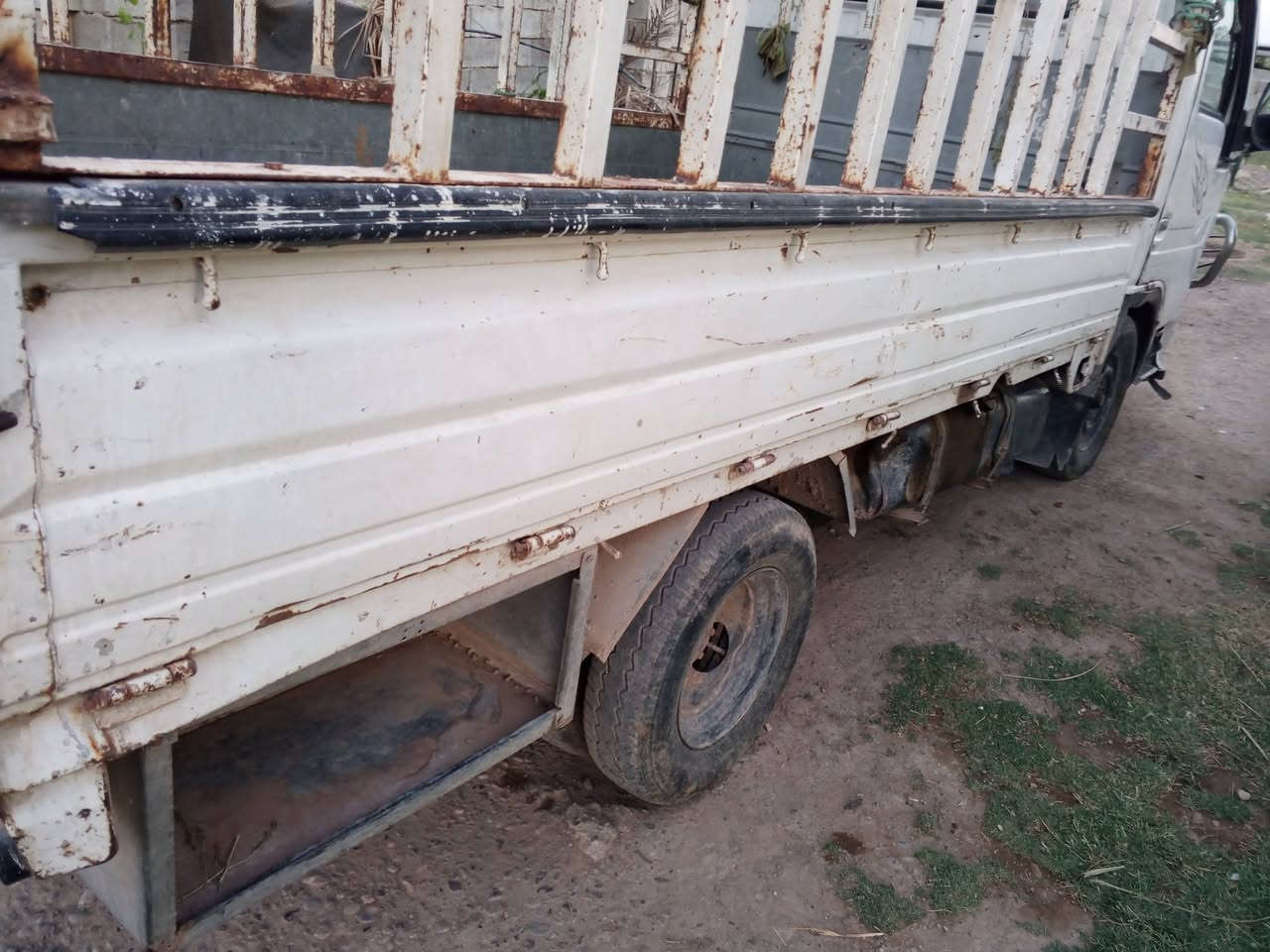 كيه سامسونك موديل 1998رقم بغداد بسمي شرط التحويل محرك 2700محرك كير وكسل مكفوله صدر جديد  السعر 40 وبيها مجال بسيط حك الجيه


**إذا كنت صاحب هذا الإعلان وتريد حذفه لأي سبب، رجاءا أرسل رسالة إلى الدعم الفني**