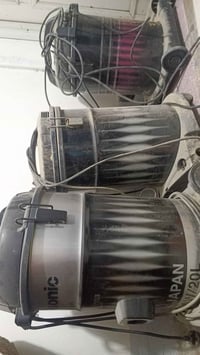 للبيع ب25 اخت الجديده الي يرد يرتسلني على هذا الرقم 07737053594