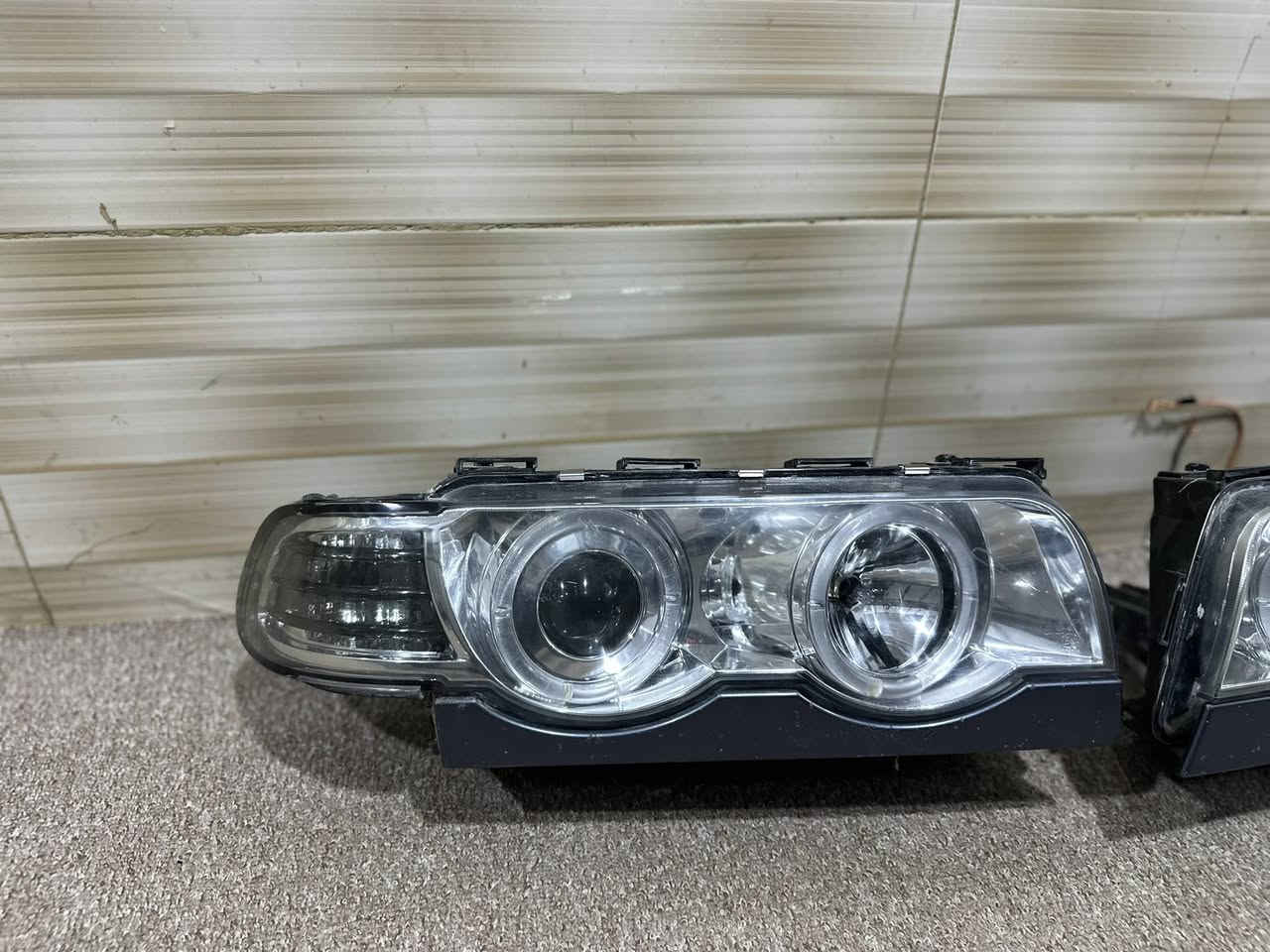 سلام عليكم من رخصه لادمن لايتات كاسحه مديل 2001او 2000 
عدسات سكن اسوارات 
حاويه مال كصه الاماني بلاديات 
مكاني نجف كوفه 250 وبيهن مجال 
*********** 
***********
