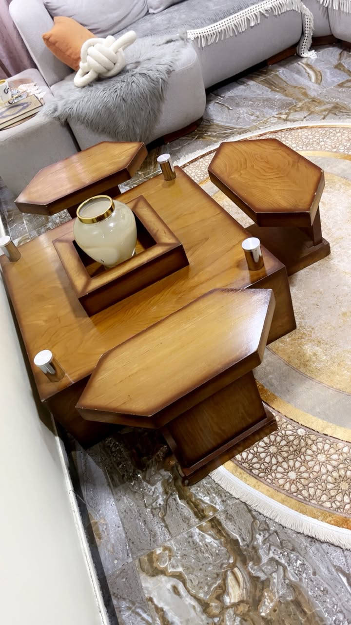 طبله كبيره وياهه ٣ جانبي متداخله خشب صاج ثكيله سعر الشراء ٥٠٠ سعر البيع ١٢٠ مكان دوره الاثورين الشراي واتس اب ***********
