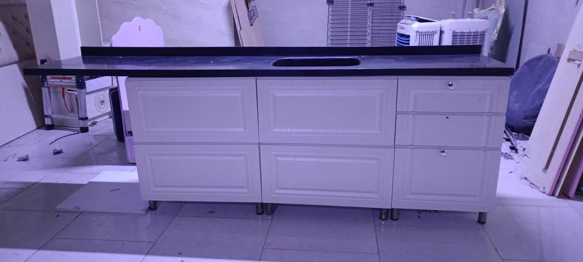 كةونتةر كامل دار ئم دي ئف  بالإن برئس. بؤ فرؤشتن  شةريكةي كارةشة  هةر كةس مشتةرية بةيوةندي بكات بة زمارة تةلةفؤني *********** شوين هةولئر
