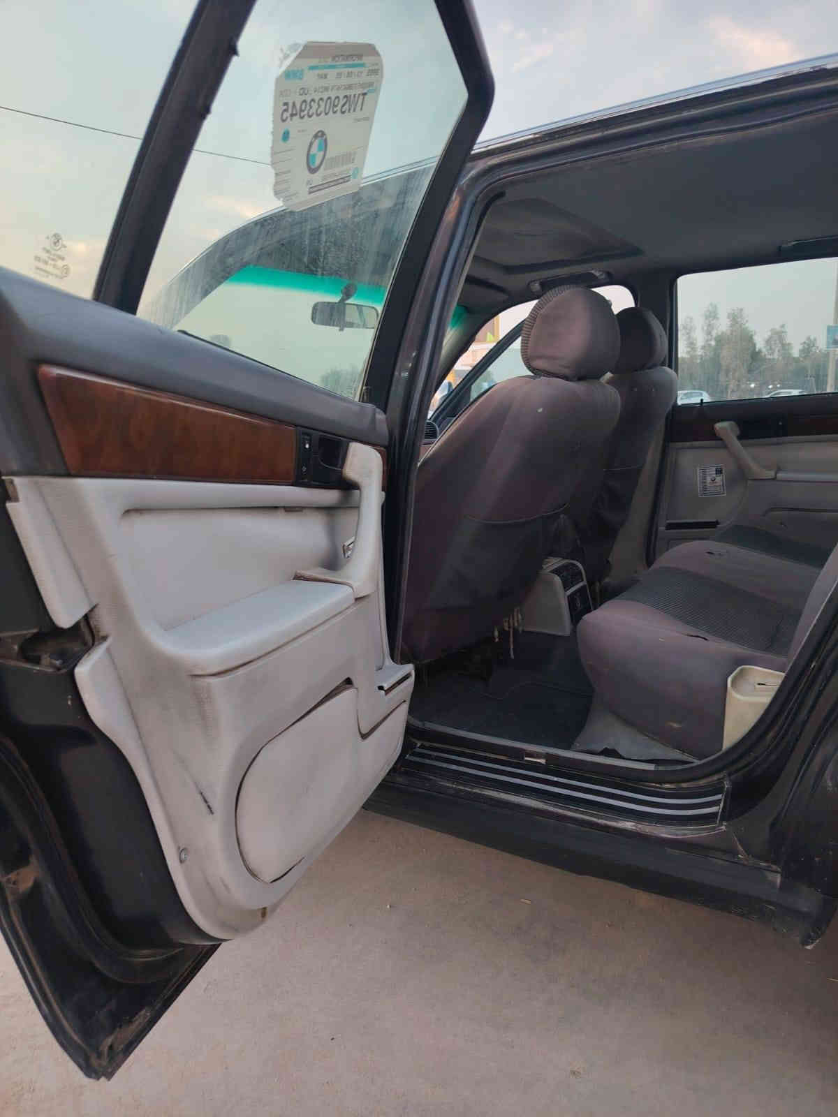 سلام عليكم  BMW 735 موديل 92 مكينه مفتوح ٣٥٠٠
كير عادي اصل اوتو مكينه كير تبريد // كهرباءت كلها شغاليه كفاله بدون ضربه صبغ جماله تخم تاير جديده غرفه جديده باتري جديد داخل جديده مثل موضع ب صوره ابيض مسجل مضخم صوت سستم كامله سنتر لك كامل تحويل مباشر مكلف  رقم صاحب سياره *********** واتساب /
