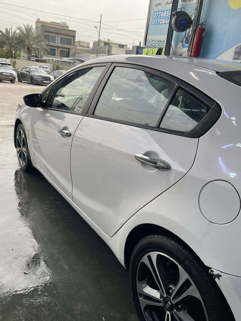 السلام عليكم
سيراتو 2014 خليجي 

سياره مكفوله 

تبريد تدفئه مكينه كير صدر كله بلاد 

مكانها بغداد الكرخ

سعرها 110$ وبيها مجال

***********
