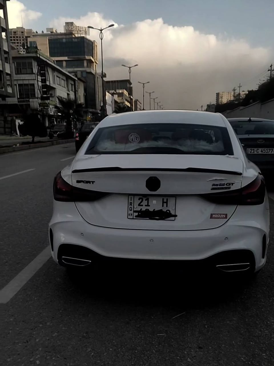 ‌ ئێم جی جیتی ٢٠٢٥
فول مواسەفات 
  
 شاشە فول ئەکتیڤ ٤ زمان
لیدی وایفای بۆ دانراوە ٢٥٠ مۆد
    سلاید
ئاوێنە ئیشارەت  کامێرە ٣٦٠ 
بۆیاخ تەنک 
درعی ژێر و مەکینەو گاعی سەر دۆسەی بۆ دانراوە
خەرامەو هەموو شتێکی بە شەرت
٢٥٠٠٠km  ڕۆشتوە
١٢٢$ کەمێ مەجال 
***********
