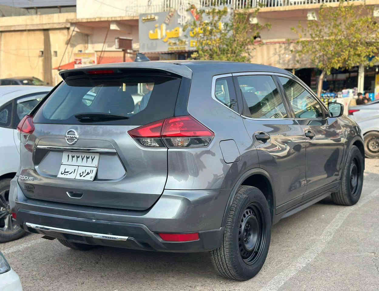 نيسان روج
موديل 2017
مواصفات S
بونند جاملغ صبخ فقط بيدون اي دواخل 
صقف بي تقحيل 
سياره شرط مانقصها شي 
سعر 130 مجال
مكان عقره *********** بي وتساب دهوك, العراق
