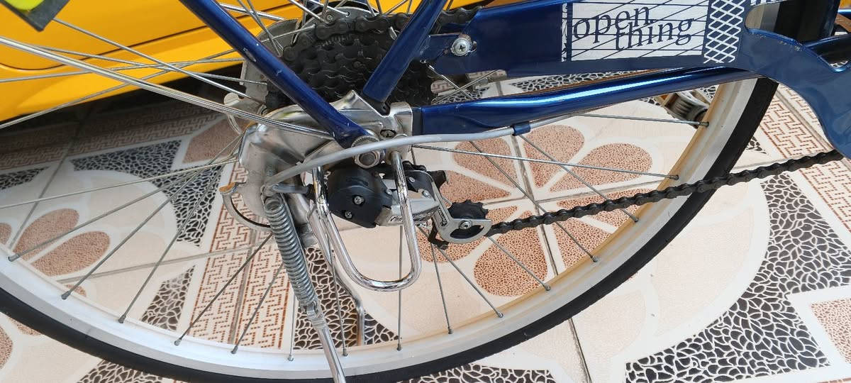 سلام عليكم بايسكل للبيع فول مكفول كير حساس شرط 
رايده 100الف قفل للستفسار*********** مكاني كركوك حي العسكري
