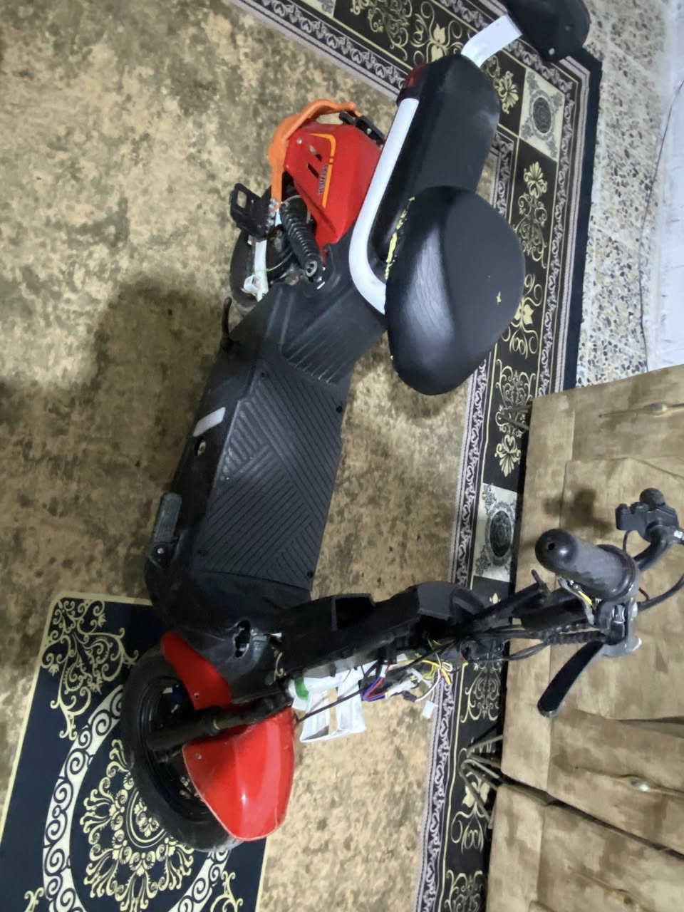 دراجه شحن حجم 14
للبيع 

٥بطاريات كبار

دراجه مكفوله عوزه بس كفرات 

السعر 275 
وبيه مجال حك الجيه 

الرقه والتساب ***********
