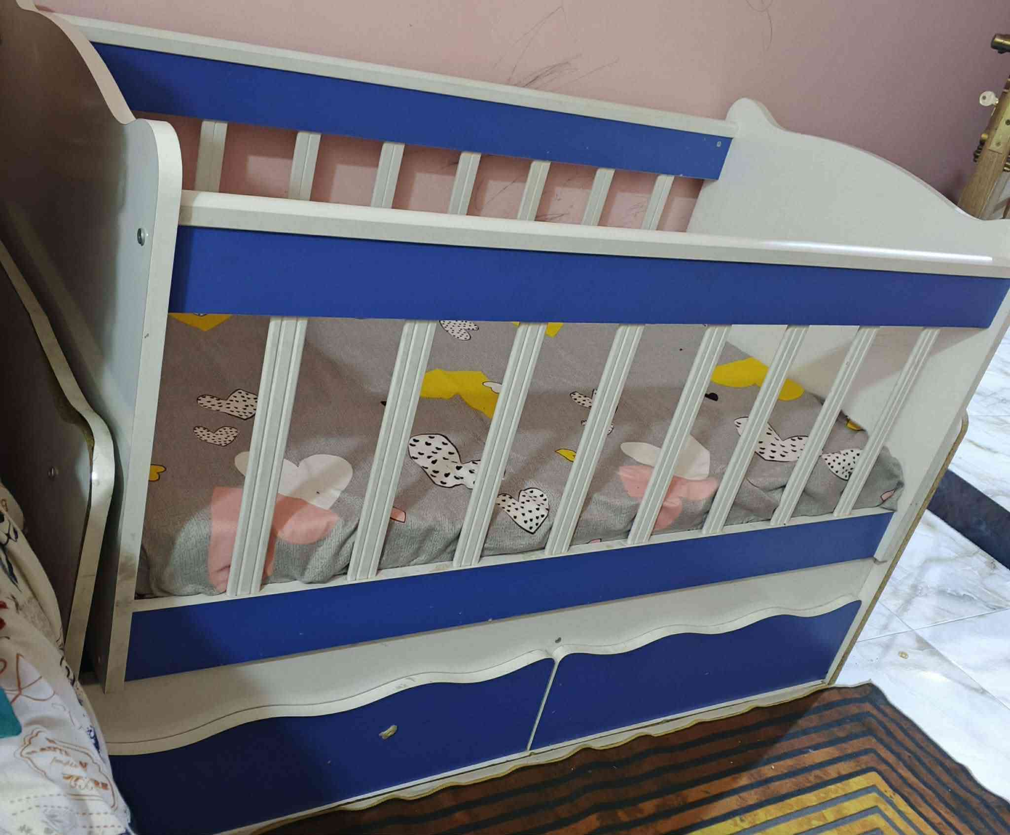 مساء الخير مندوبات اريد ابيع هذا السرير بسعر 100


**إذا كنت صاحب هذا الإعلان وتريد حذفه لأي سبب، رجاءا أرسل رسالة إلى الدعم الفني**