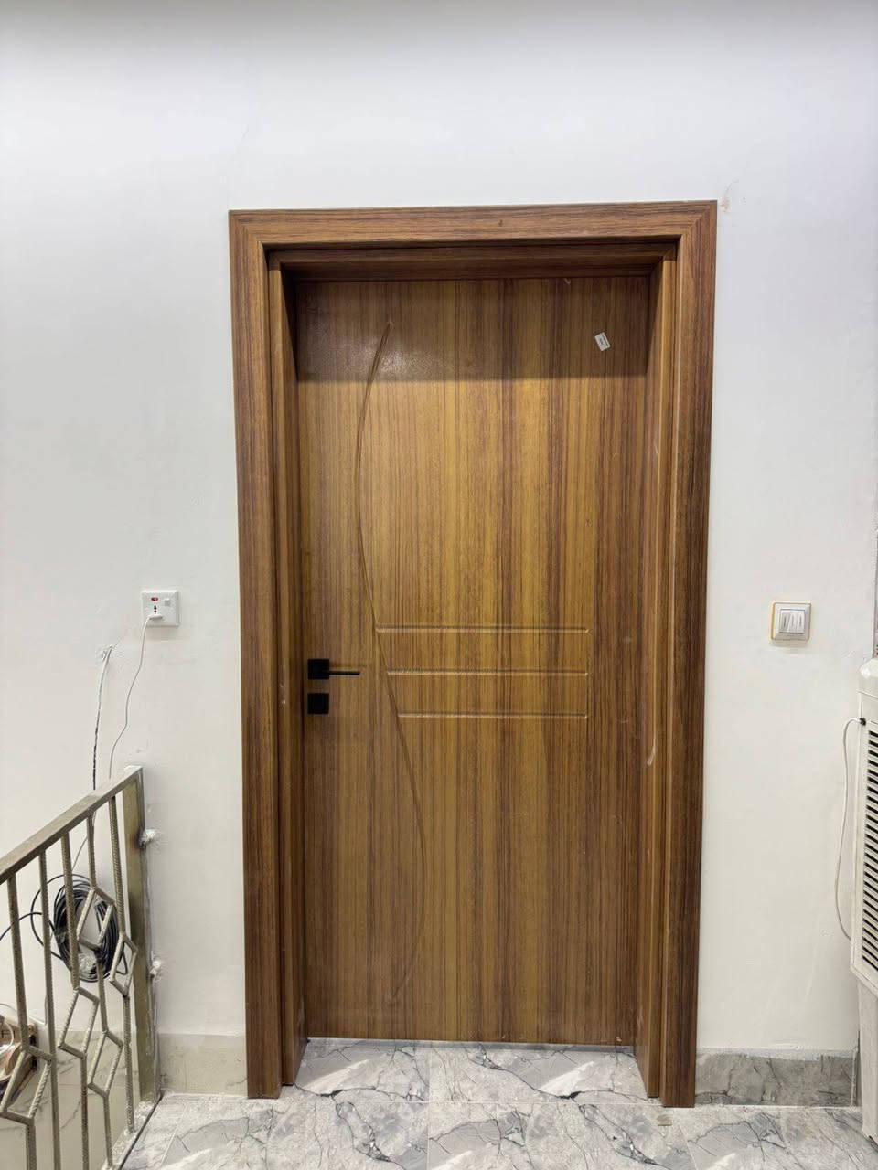 ابواب تركيه🌺🌺
1- السعر 150 الف فقط ب 150الف
 2- مع ضمان 3 سنوات 
3- جميع الالوان متوفرة 
*ملاحظة:- يوجد لدينا توصيل لجميع محافظة صلاح الدين ومحافظة الانبار وبغداد 
للاستفسار الاتصال بالرقم ***********
