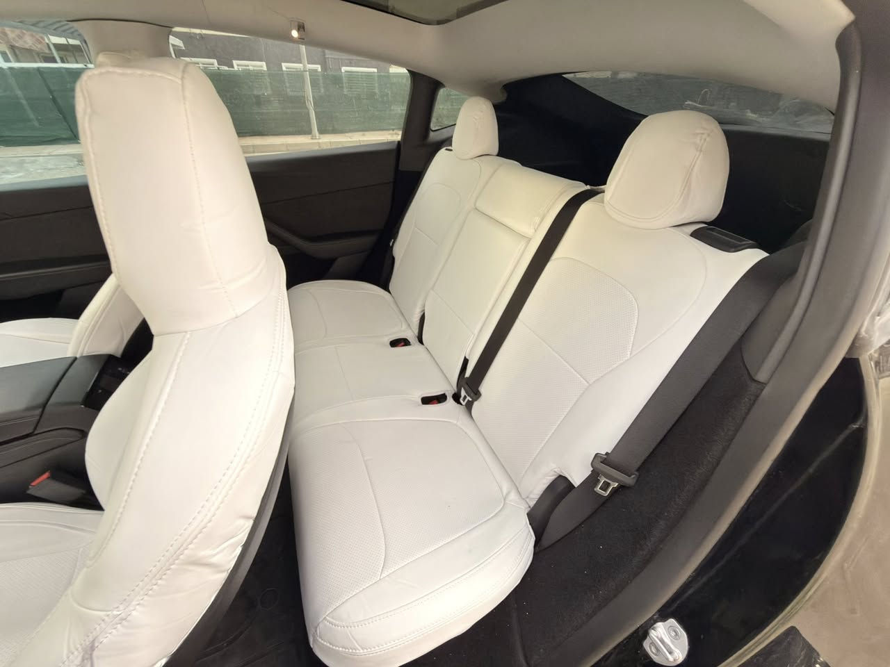 السلام عليكم
تغليف كشن تسلا Y جونيبر ترهم على الموديل القديم و الجديد ماركة اوربي لون ابيض استخدم اقل من شهرين السعر 150 الف و يوجد توصيل الى كافة المحافظات
جان مشدود على سيارتي موديل Y 2023


**إذا كنت صاحب هذا الإعلان وتريد حذفه لأي سبب، رجاءا أرسل رسالة إلى الدعم الفني**