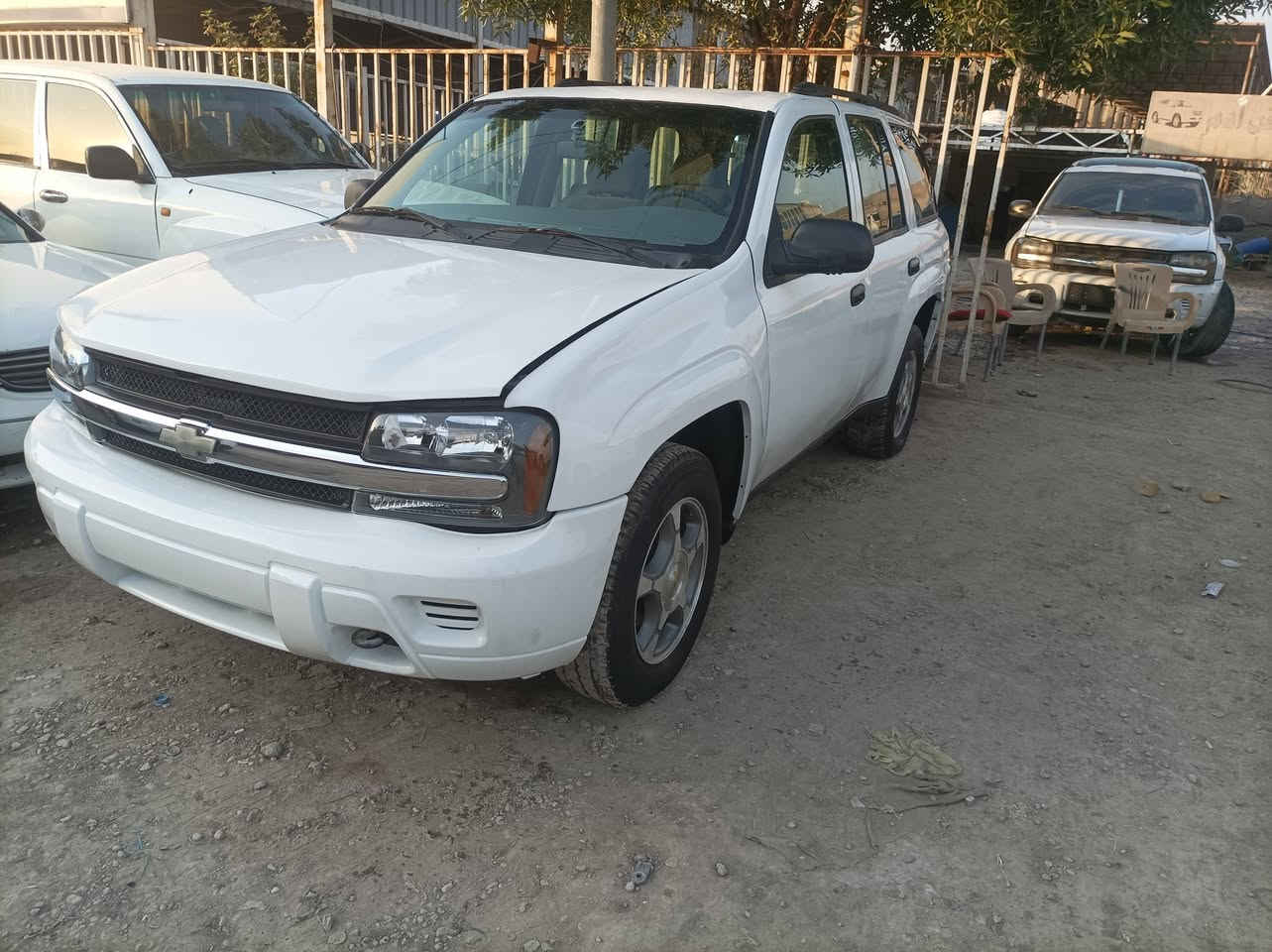 شوفرليت بلايزر موديل 2005السعر 50عنواني بابل علما أن السياره مصبوغه عام بدون ضربه محرك بلاد رقم العضو التلفون***********او***********
