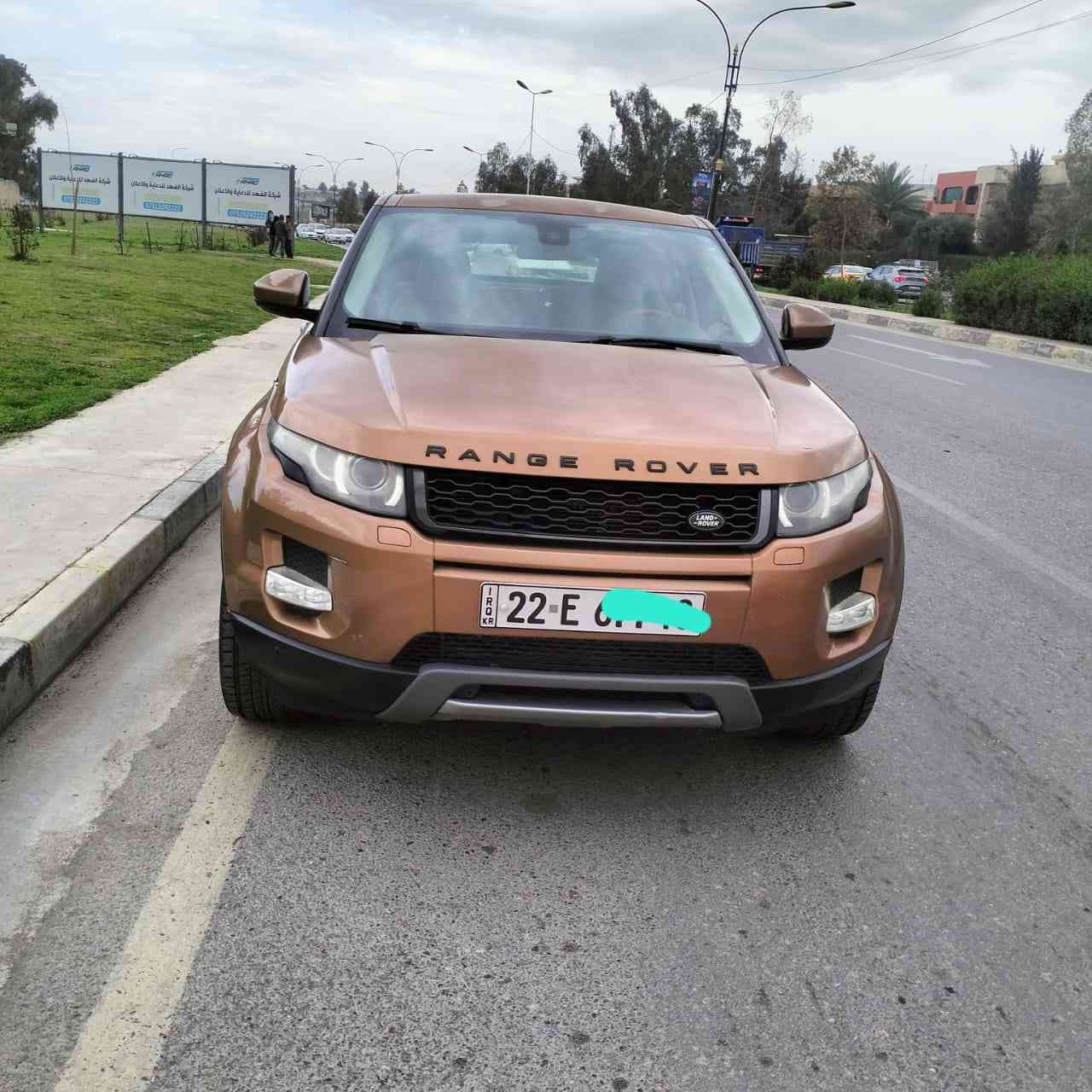رانج روفر 2014 – 4 سلندر
مقاعد جلد فاخر، شاشة معلومات وترفيه، نظام صوتي Meridian، مكيف أوتوماتيك، كاميرا خلفية، حساسات أمامية وخلفية، نظام تثبيت سرعة، بلوتوث، مقاعد كهربائية، تشغيل بدون مفتاح وسقف بانوراما.
بدون اي ضرر
سيارة فخمة ومريحة وجاهزة للاستخدام


**إذا كنت صاحب هذا الإعلان وتريد حذفه لأي سبب، رجاءا أرسل رسالة إلى الدعم الفني**