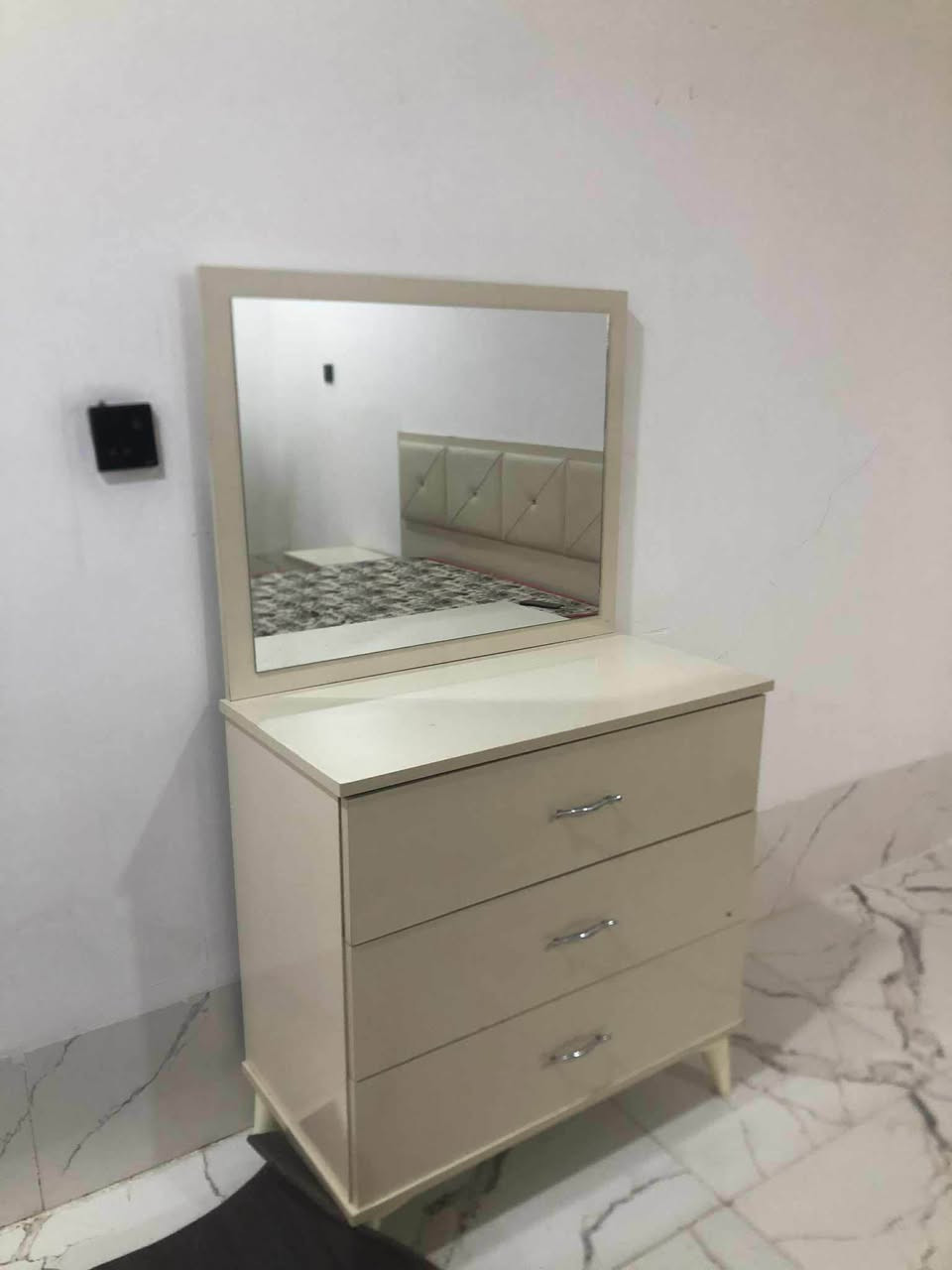 ‎نوستن كامل بەدۆشەكەوە ١٧٥ هەزار كـــەركــــــوك كركوك, العراق


**إذا كنت صاحب هذا الإعلان وتريد حذفه لأي سبب، رجاءا أرسل رسالة إلى الدعم الفني**