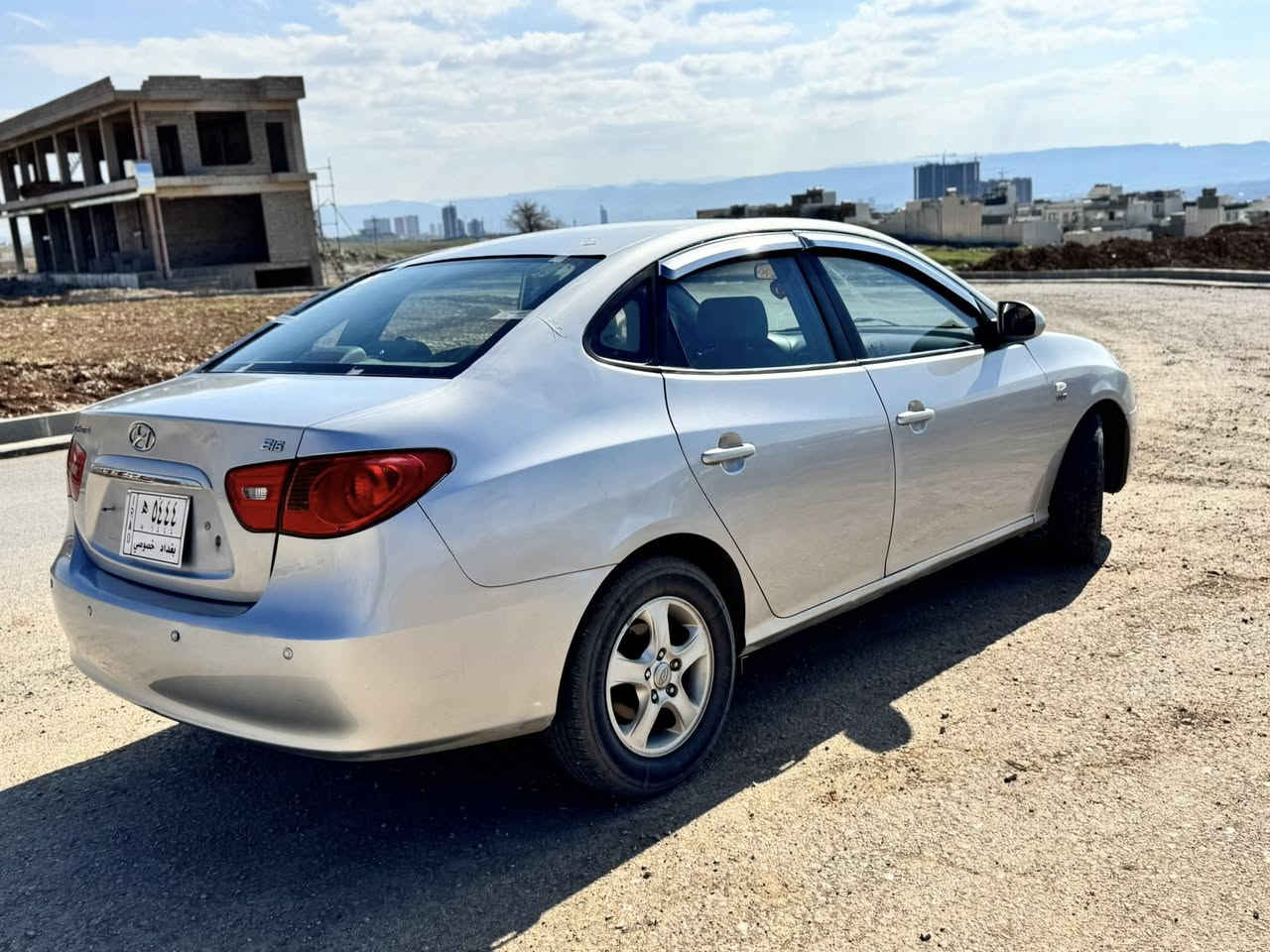 سه ره تا به ناوي خواي كه وره ميهرابان
براوه براوه 
ئافانته
٢٠٠٧
هه موكياني به شه رت
كه فه ر كوراو به شه رت 
ده عم ليدراوي به شه رت 
سه قف به شه رت هه موكيان به شه رت
***********
