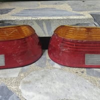 عندي بك لايتات مال صقر اصلي شغال الليد اريد اراوس ويه بك لايتات مال E4...