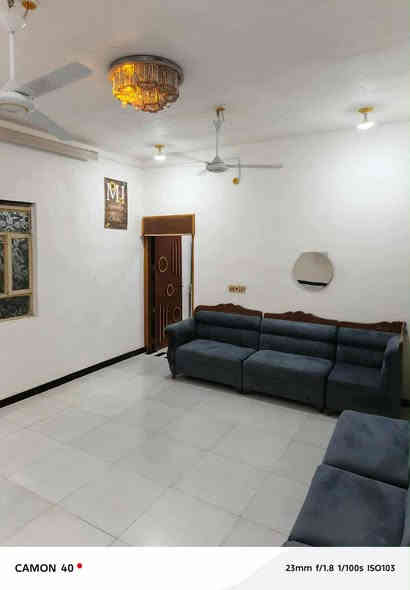 يا الله بيت زراعي 100متر ناحية أور السديناويه 
شارع صفي الدين قرب النادي الرياضي 
تفاصيل البيت غرفه وصاله وديوانيه ومطبخ
وحمامات داخليه خارجيه كامل الخدمات 
سعر 55 بيع مستعجل 
للاستفسار ***********
