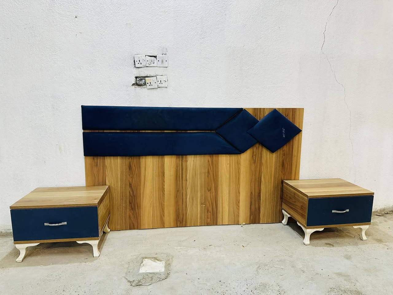 غرفة تركي 5 قطع
مستخدم نظيف
السعر 400 قفل
التوصيل والشد داخل بغداد مجاناً
يوجد توصيل محافظات بكروة
للحجز والاستفسار خاص او واتساب
***********
