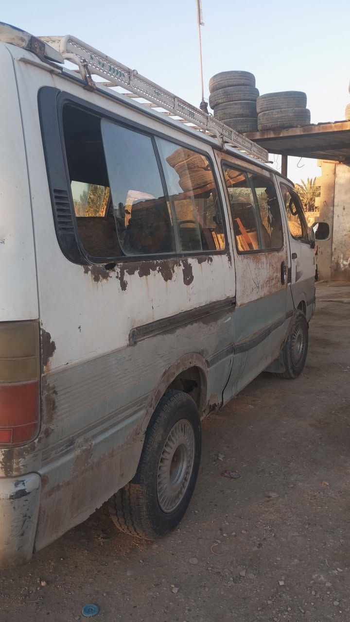 السلام عليكم هايسه للبيع موديل ١٩٩٤ رقم بابل تحويل ثاني يوم السعر ٣٠ وبيه مجال اتصل على الرقم ***********
