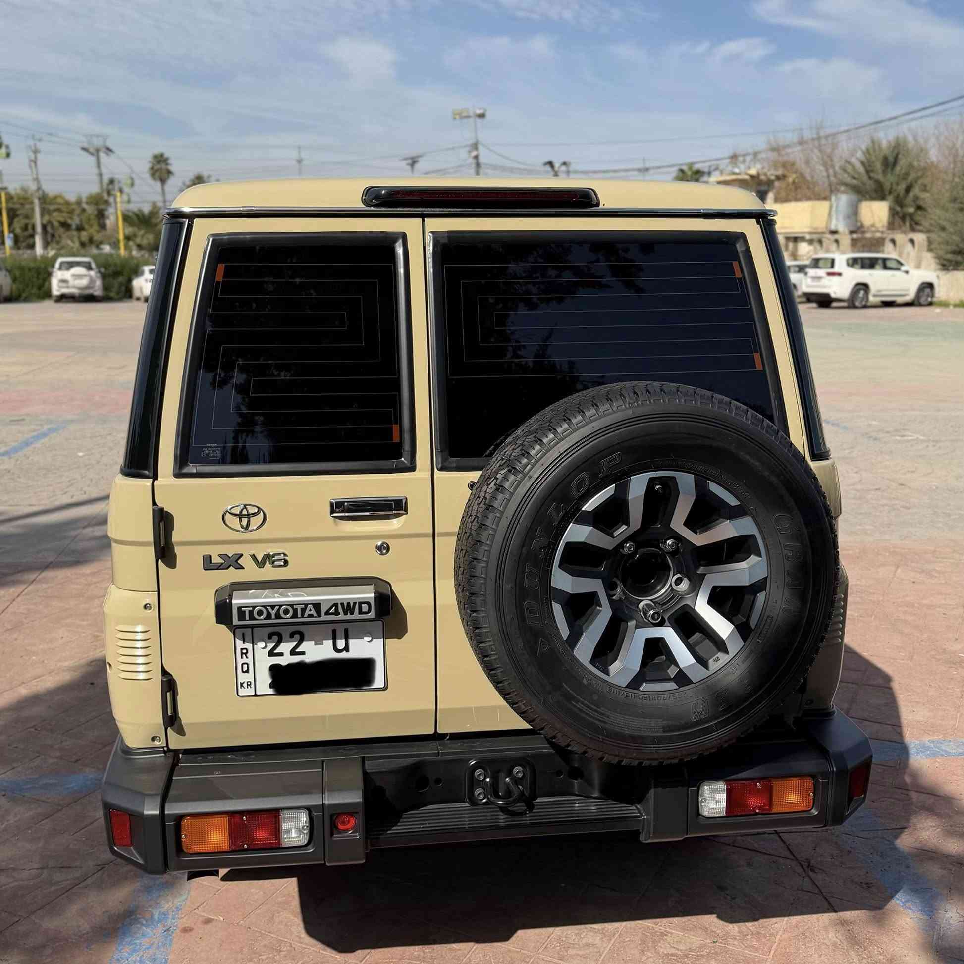 📦📦📦
لاندكروز ٢٠٢٥
ماشي٨٠٠٠كم
كةفاله عامه بدون سبغ
بدون بارد

ضه مام شركه جهان 
***********
٥٨,٥٠٠$
