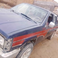 نيسان للبيع محرك ثري واي  للستفسار اكثر  07808262178