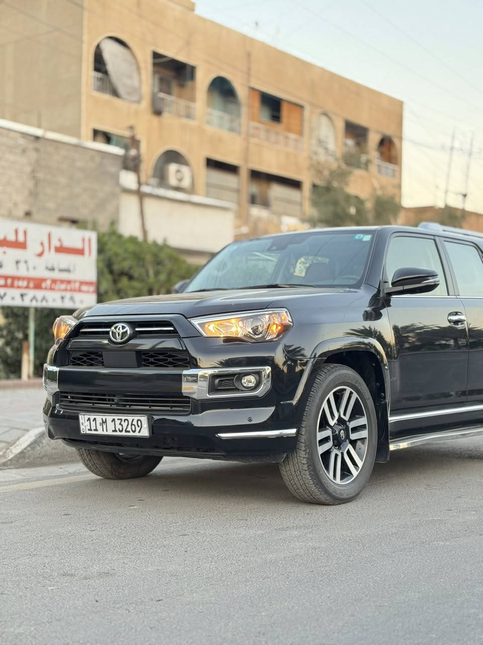 TOYOTA 4RUNNER
السلام عليكم 

ماشاءالله  موديل2022 

TOYOTA  4RUNNER limited

Model2022
 

~ تويوتا 4 رنر  لون  اسود  

~ محرك 6 سلندر  / V6 

~ مواصفات limited 1/1

~فول مواصفات 1/1

~فتحة ( سيلايت)

~ تنته كنتاره 

~بصمة 

~ شاشة كبير  

~   5كامرات محيطيه 

~ كشن  جلد و تبريد و تدفئة و خزن وكهربائية 

~سكان هيترة 

~ داخل قرميدي 

~ رادار امامي و جانبية 

~تحديد سرعة 

~نظام ECO

~ حجم تايرات ٢٠ ويل بيلادي 

~ ( ٧ )  راكب 

~ ماشي16  الف ميل 

~ سيارة  بدون صبغ

~ ايرباكات كل بلادي اصلية 100/100

~وبخدمتكم 

***********

مكان السياره بغداد البنوك مجمع الساتذه
