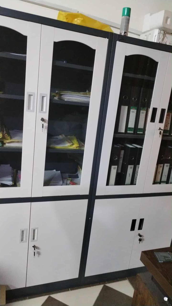 مستخدم قليل مال مكتب 
الوكرات حديد 
ميز مكتب 
تخم 13, مقعد 
تخم 800
الوكرات واحد 150
ميز مكتب على 175
شرط استخدام اقل شهرين


**إذا كنت صاحب هذا الإعلان وتريد حذفه لأي سبب، رجاءا أرسل رسالة إلى الدعم الفني**