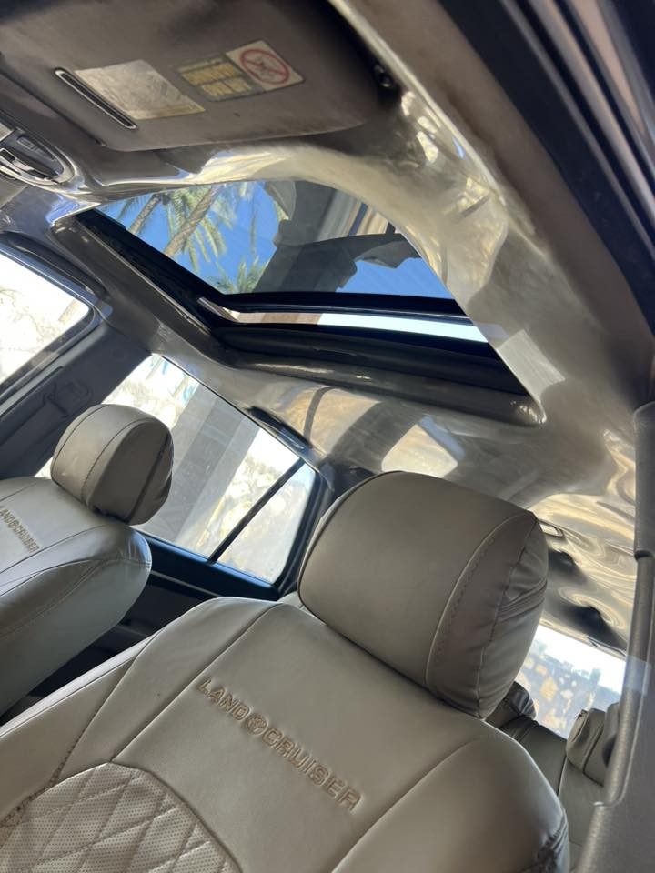 السلام عليكم سنتافي للبيع 2009مصبوغه صبغ صبغ عام اثرجرادمكينه6ستندرمواصفات حلوه كير حداديه مكينه مكفوله تخم تاير جديد السياره جديده مال جناي السياره 7راكب السعر 100وبيه مجال بصيط فتحه تحكم ستيرن ***********
