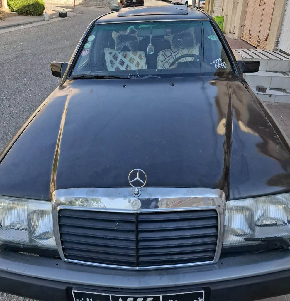 مارسیدس e300 گێڕو مەکینە ی بە طە ۲.٥۰۰ ئەوەلیات و حاسیبەیە 
۲٥ گەڵاو معامەلە لە سلێمانی
*********** السليمانية, العراق
