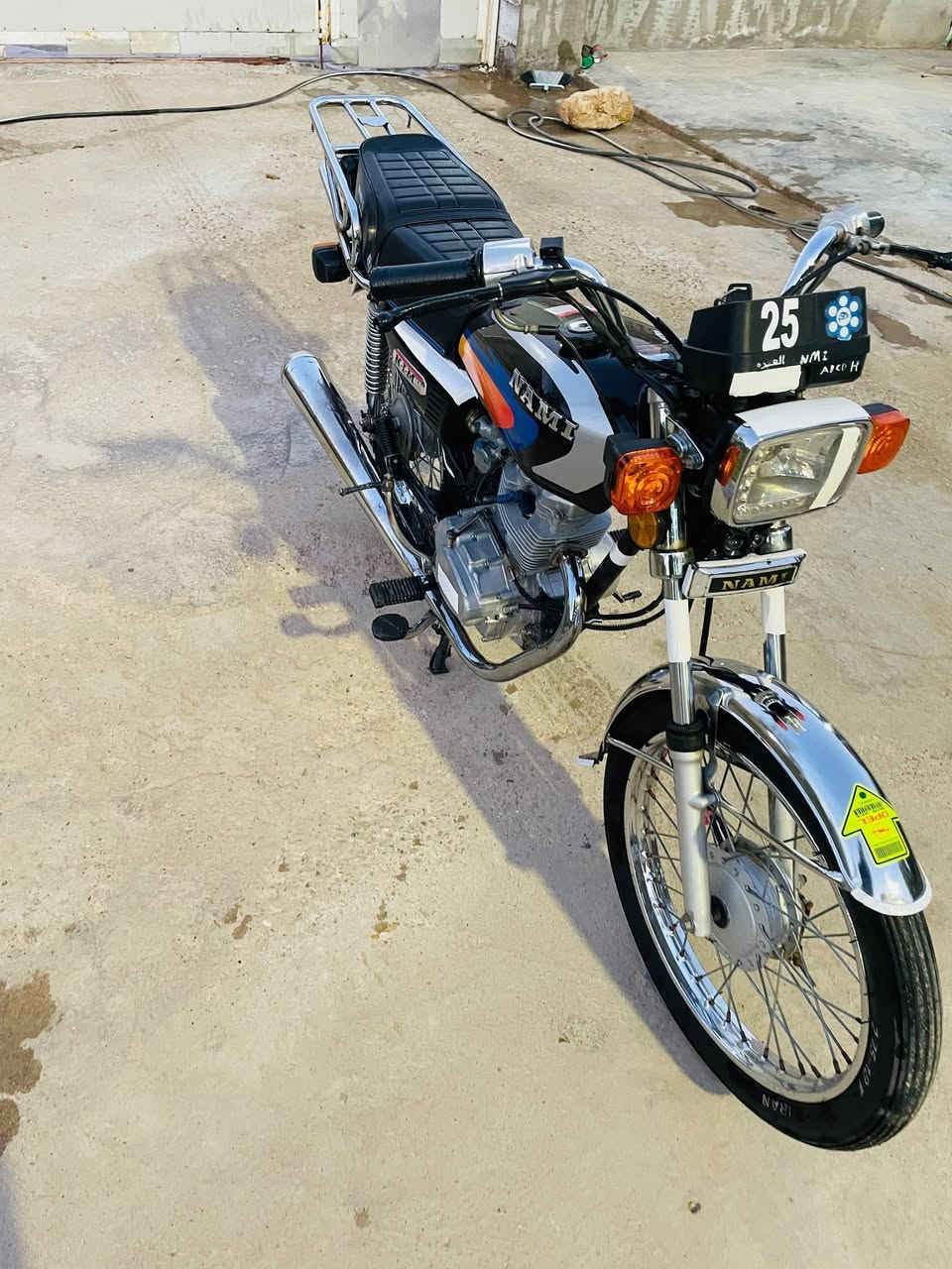 سلام عليكم دراجه 4كير للبيع اوراق اصوليه جيس شاصي 18تعميره نامه كله جديد كهربائيّات كلها شغاله كل نقص مابيها مكينتها ارشا 21مفتوحه مره وحده السعر 650بيها مجال الخاص مفتوح ***********
