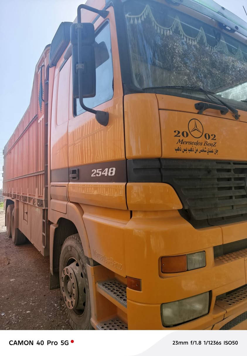 السلام عليكم اعادة النشر بسبب الوعودالكاذبه 
اكتروز سنكل خلفي دبل تاير بلادي 2548 مكينه V8 دبل سوبر قاطره ومقطوره عربانه سوريا الطول 8/60  سياره كامله على الشغل جاهزه طخم تاير رقم نينوى شرط التحويل 
السعر510$ورقه وبيها مجال 
***********واتساب 
***********
