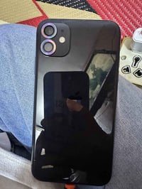 آيفون ١١ • نضيف • بطارية ٧٠