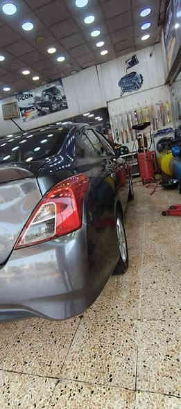 نيسان صني 2018 الهندي كير ومحرك بشرط صدر جديد تخم تاير جديد تبريد ثلج بيه كم قطعة صبغ وحالوب ابيع حزام والسونار موجود ماشية 114000 السيارة خير من الله وهذا رقمي *********** واليتصل بيه خير ويدلل
