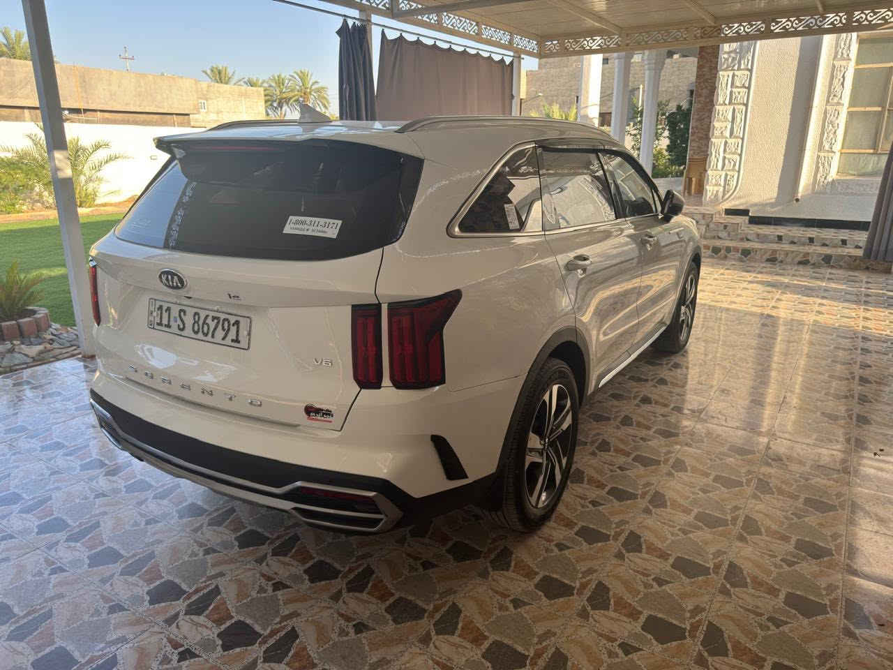 السلام عليكم ورحمة الله 
كيا سورنتو 2021 للبيع 
مكفولة ، بيها فقط كرت بالبنيد صغير وبارد بالچاملق ، السونار مرفق بالصور 
ماشية ٧٥ 
السعر ٢٤٨ وبيها مجال 

***********
مكانها الانبار الرمادي
