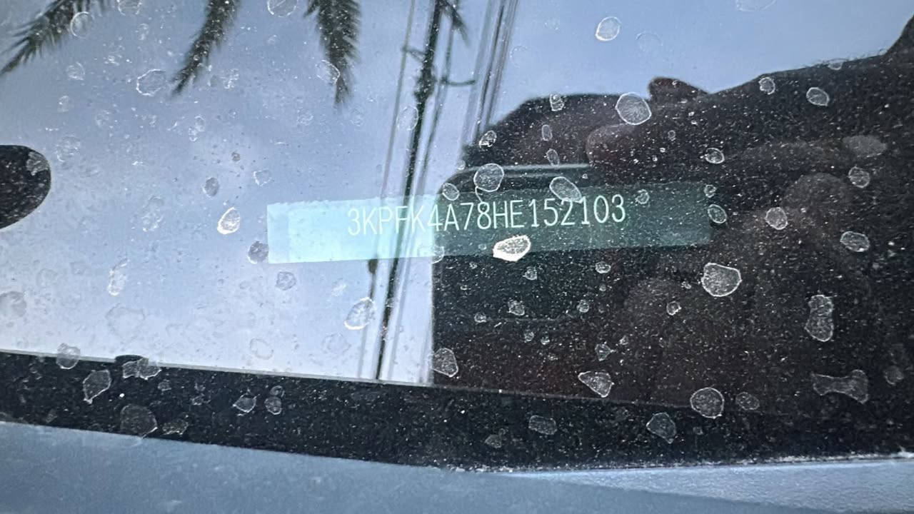فورتي موديل 17 وارد امريكي حادثه باب السايق فقط بدون دواخل مناقصه شي كير ومحرك وتبريد وصدر وحداديه كله ع البلاد محرك 2000 دوش 
مكاني بغداد المحموديه 
السعر 112 وبيه مجاله 
***********
