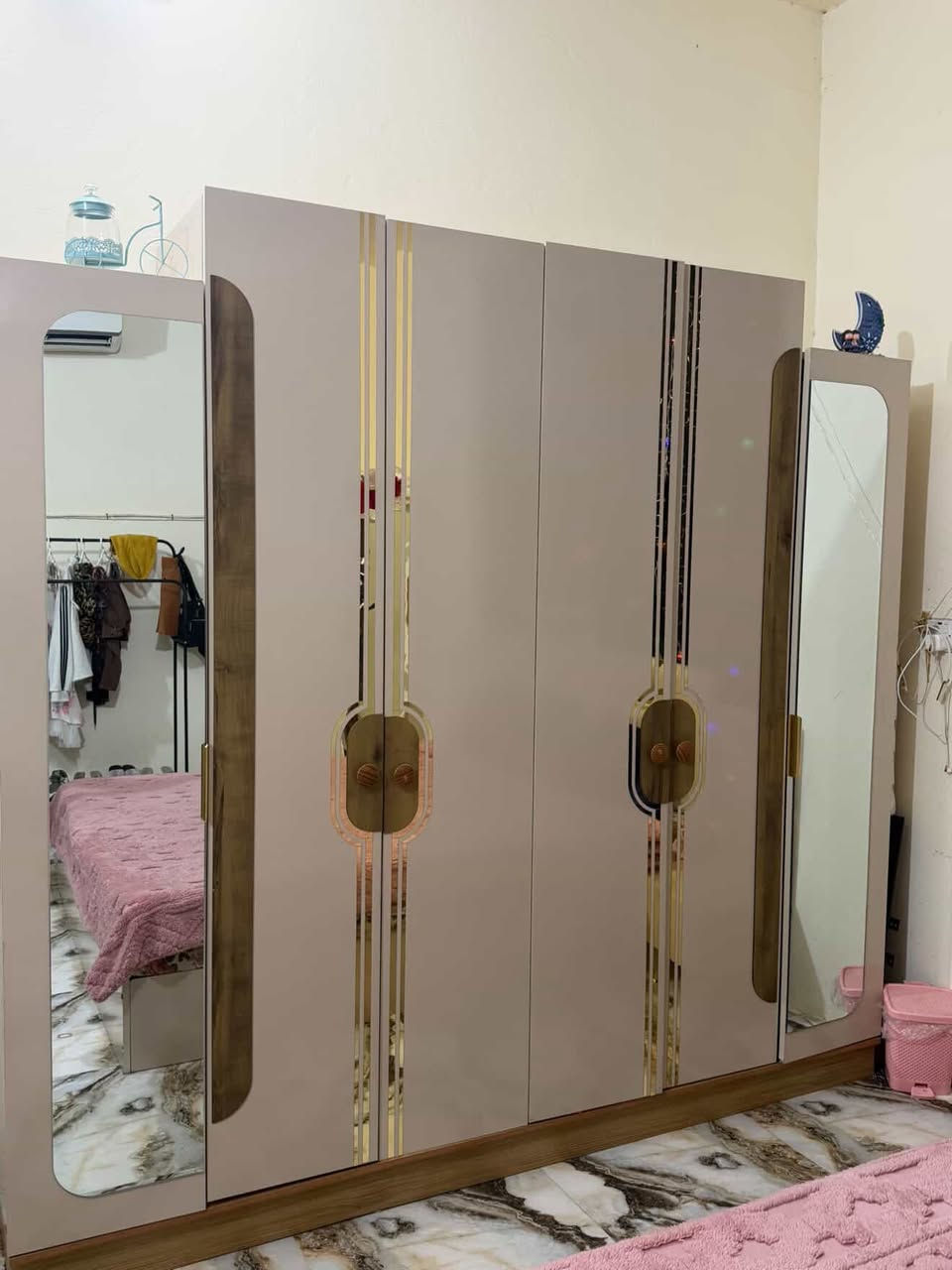 غرفه تركي نضيفه استخدام كم شهر ماخذينها من شركه مليون الشراي يدخل خاص


**إذا كنت صاحب هذا الإعلان وتريد حذفه لأي سبب، رجاءا أرسل رسالة إلى الدعم الفني**