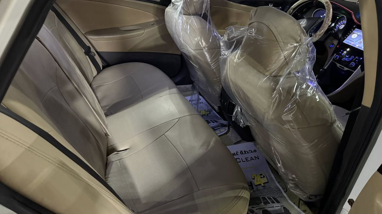 سوناتا Vip خليجي جديده جدآ فول موصفات 1/1 مكفوله من حادث او صبغ
بنراما 
بصمه 
كشن كهرباء مع خزن ميموري 
لد امامي و خلفي 
تبريد شاشه 
مري شفط 
تحكم ستيرن 
لايت زنون 
تبريد قطعتين 
محرك 2.400 
شاشه و كامره ع بغ 
و بعد بيه موصفات 
سياره ماشيه 146 الف 
صدر كله جديد و تخم تايرات جدد
كير و محرك مكفول 
السعر 125
مكاني بغداد حي الاعلام 
رقمي 
***********
