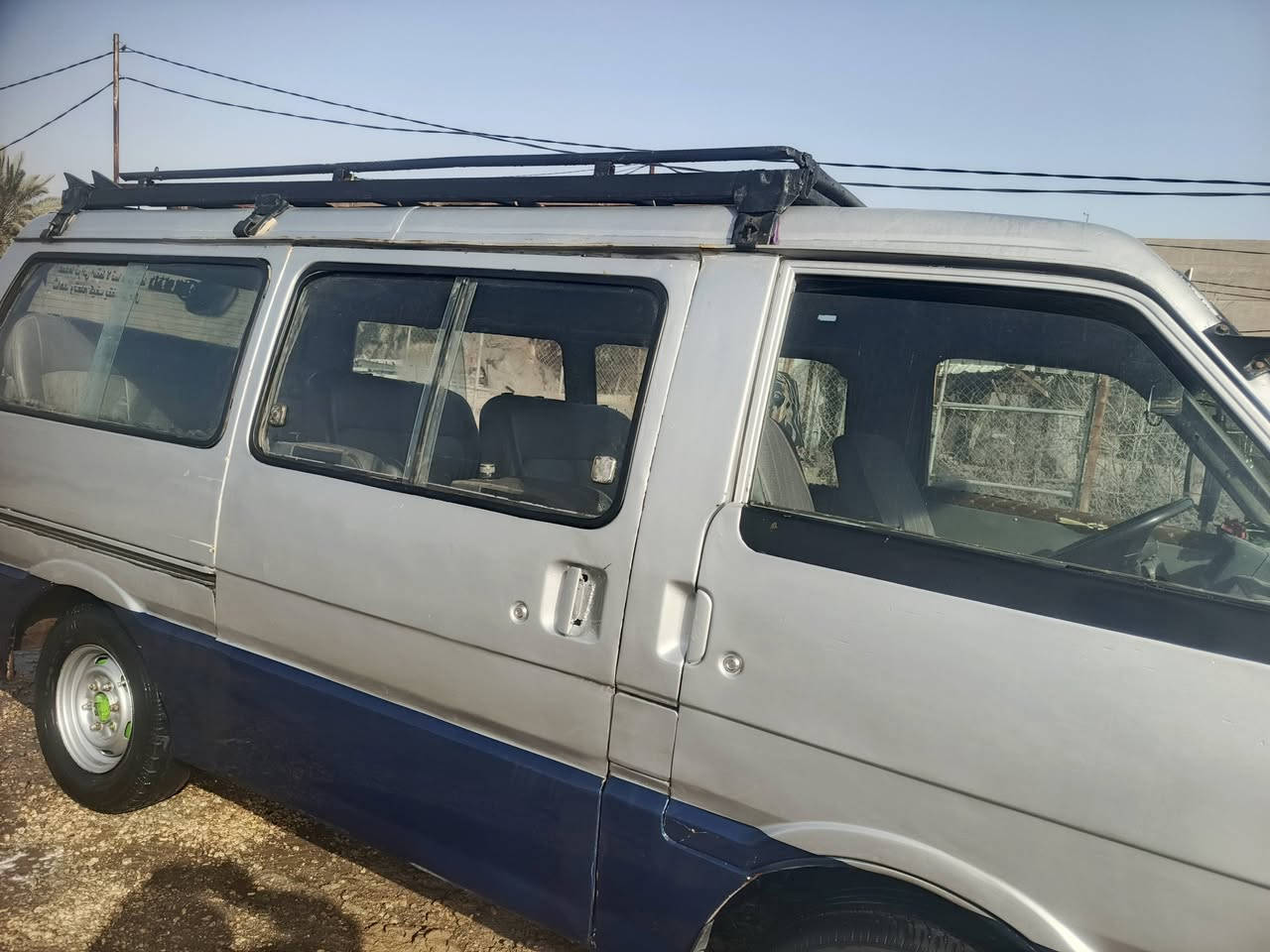 سلام عليكم كيه بسته موديل 92 سياره جديده توه معمره مكينه كير اكسل كفاله سياره بيه شلعه ومعدل تزامط بيه داخل ستاركس تريد تحويل تريد وكاله اني بل خدمه سعره 48 وبيه مجال واذا اكو مراوس بجنبي عالي ناصي موصليه جديده حتلو انطي فرق  مو مشكله مكانه حله السياحي ***********
