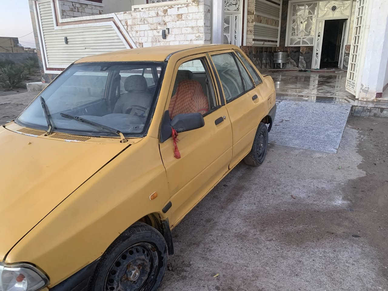 السلام عليكم سياره سايبه موديل 2012سياره مشي ومكينه وكير خير من الله  
كهربائيات شغاله السياره نضيفه شوفت ال عين بيهاا خياسات بسيطه لل تواصل 
واتساب و خط فقط 
ملاحضه اتريد ابيعك كوم حديد اتريد ابيعك سنويه بيهاا كتاب فقدان وقرارقاضي 
السعر 10ومجالل بسيطط جدآ
وذا مراوس بتكتك زينه او ايشي 
‭0786 698 1408
