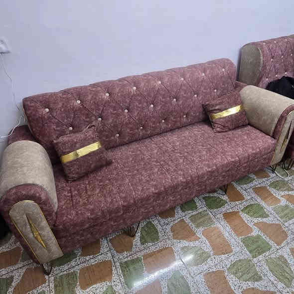 تخم قنفات ٥ قطع (10 مقاعد)مع سيت طبلات نظيف جداً السعر ٣٥٠ الف
مكاني سبع ابكار

***********

***********
